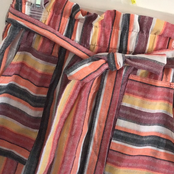 New, never worn SHEIN skirt, size large (8/10) - Picture 2 of 6